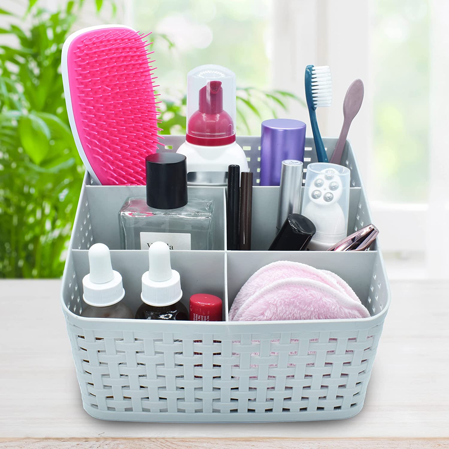 Cosmetic Basket with Cometics